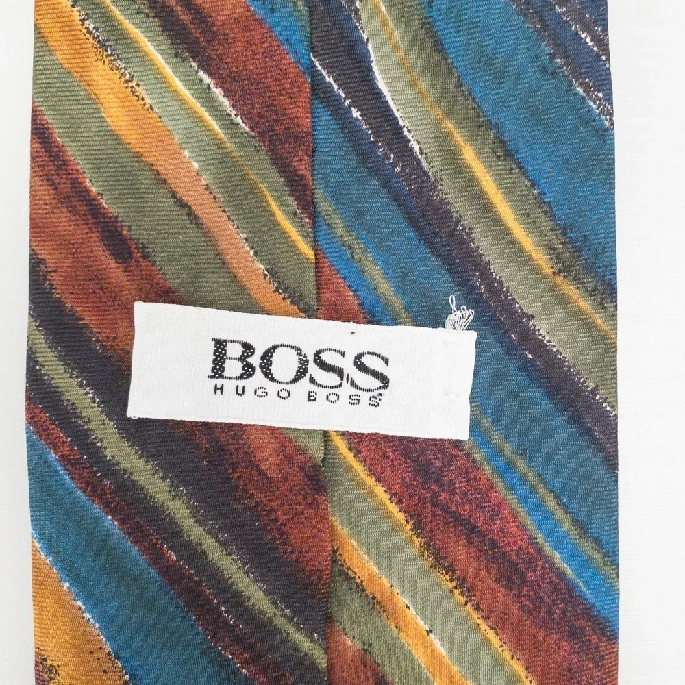 HUGO BOSS Men's 100% Silk Necktie Italy‎ Designer Abstract Stripe Multi Colored